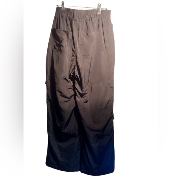 Alo Yoga Black High-Waist SkiMoto Puffer Athleisure Trendy Style Wide Leg Pant M - Picture 3 of 4